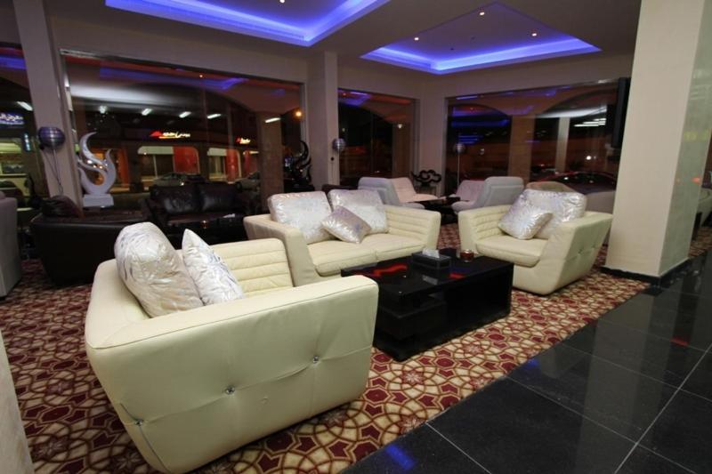 Nuzol Tala Hotel Khafji Exterior foto